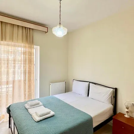 Angie A2 Close To The By 8essentially 干尼亞