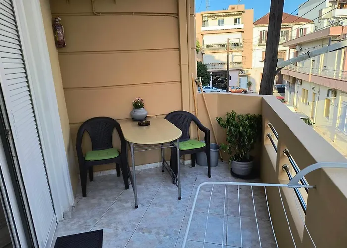 Angie A2 Close To The By 8essentially * ハニア