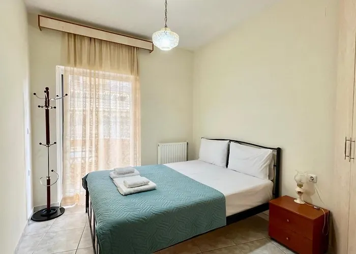 Angie A2 Close To The By 8essentially Appartement *